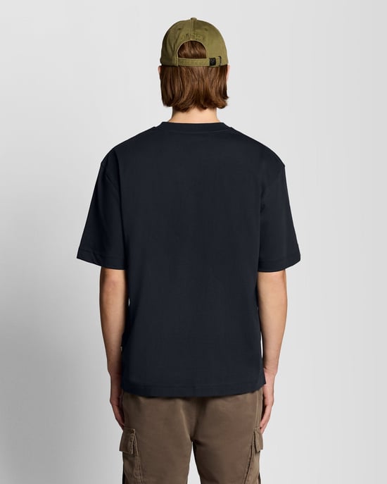 Botanisch besticktes Taschenshirt - Image 4