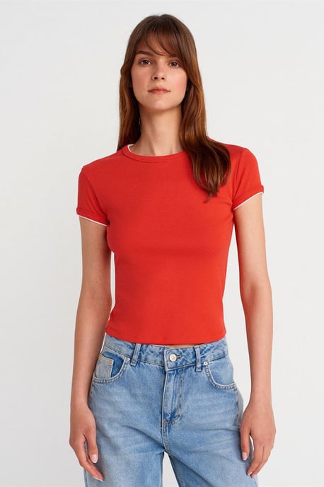 Damen Slim Fit Baumwoll-Crop-T-Shirt - Image 1
