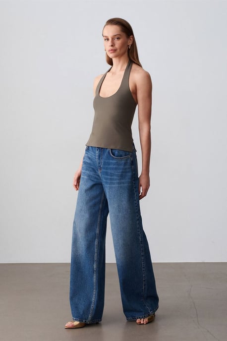 Halterneck Cut-Out Slim Fit Bluse - Image 4
