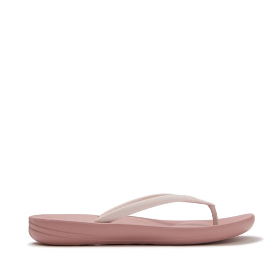 FitFlop X Pantone Iqushion Damen Flip-Flops in Cameo Braun - Image 2