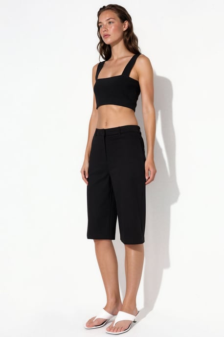 Gerade geschnittene Bermuda-Shorts (ohne Gürtel) - Image 6