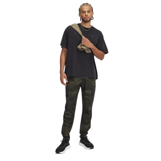 Under Armour - "Unstoppable" Cargohosen für Herren (Grün Tarnmuster) - Image 1