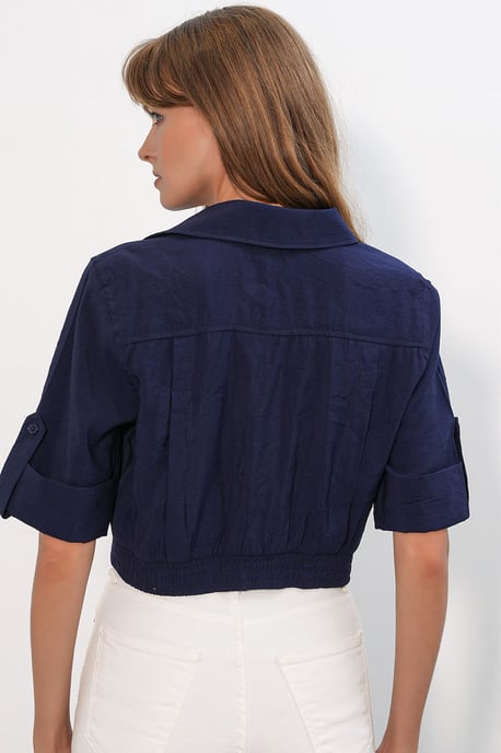Übergroßes Crop-Shirt - Image 5