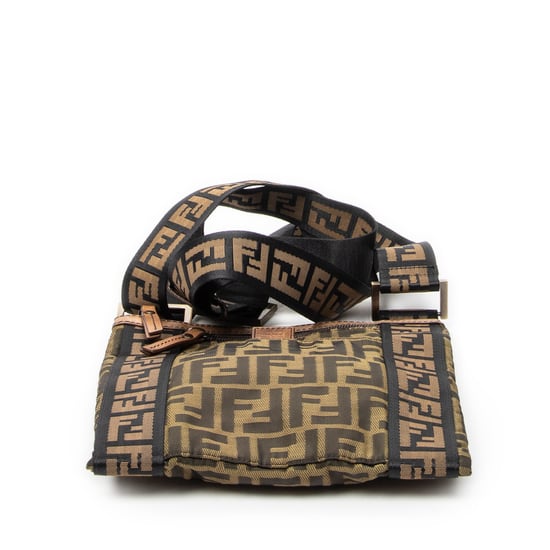 Square Zip Crossbody   Schultertasche - Image 6