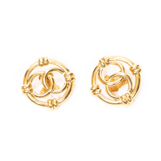 CC Round Clip On Earrings Ohrringe - Image 1