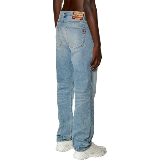 Diesel - Jeans für Herren (Blaues Denim) - Image 2