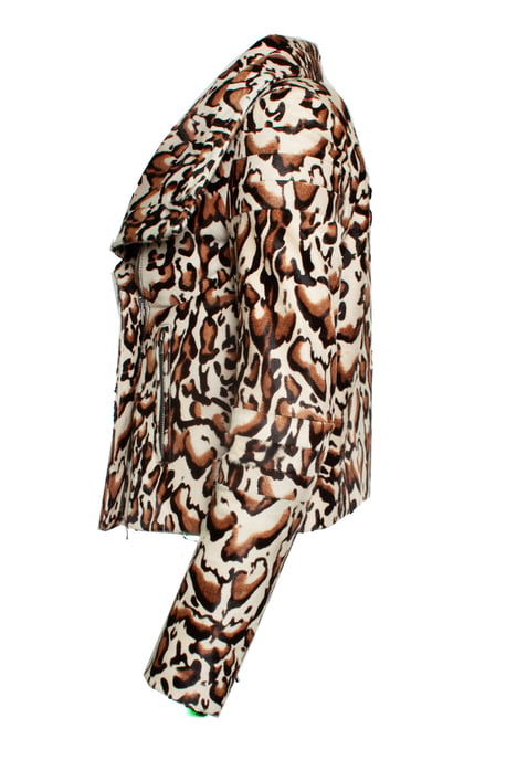 Diane von Furstenberg, Ponyfellmantel - Image 6