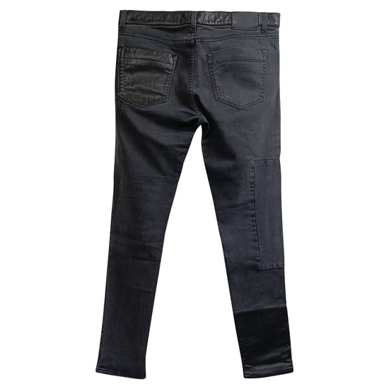 Alexander McQueen Mid-Rise Distressed Slim-Fit Jeans aus schwarzer Baumwolle - Image 2