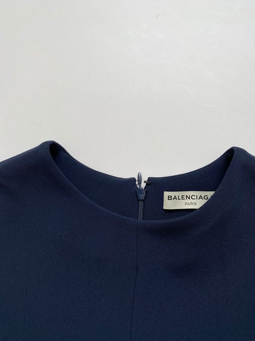 Balenciaga Bluse mit Knoten hinten aus marineblauem Polyester - Image 4