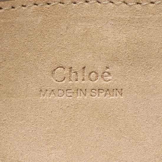 Chloe Faye kleine Schultertasche aus Kalbswildleder - Image 1