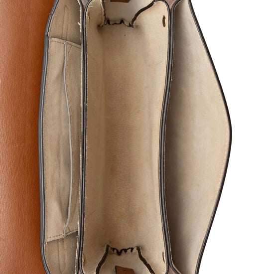 Chloe Faye kleine Schultertasche aus Kalbswildleder - Image 4