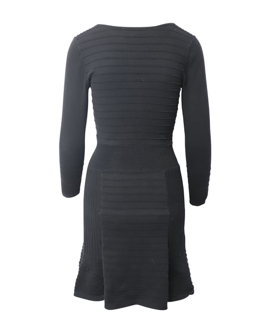 Sandro Paris Strickkleid mit Volant aus schwarzer Baumwolle - Image 3