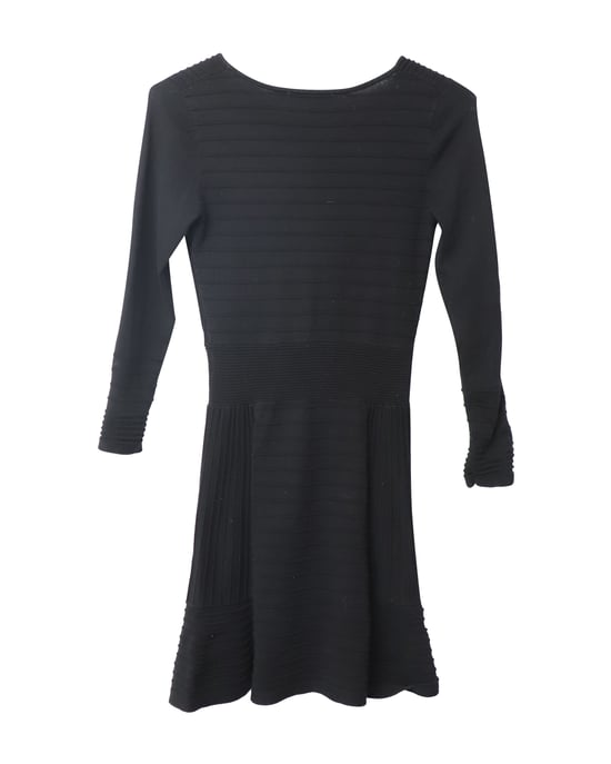 Sandro Paris Strickkleid mit Volant aus schwarzer Baumwolle - Image 5