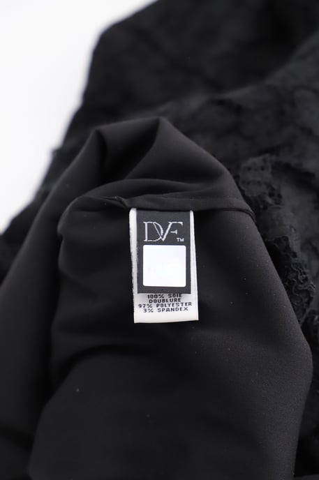 DVF Nisha-Kleid aus schwarzer Spitze mit ärmelloser Illusion - Image 3