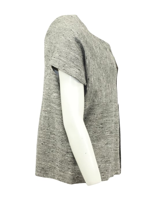 Chloe kurzes Cape-Top aus grauer Wolle - Image 3