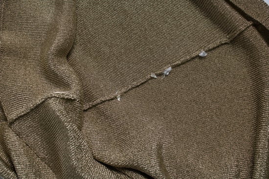 Gucci, goldfarbenes ärmelloses Lurex-Top - Image 6