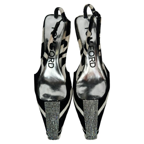 Tom Ford Zebra-Print Slingback-Pumps aus schwarzem und weißem Wildleder - Image 4