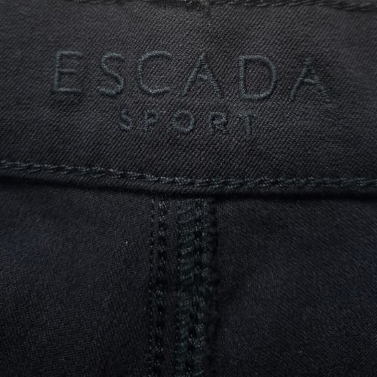 Escada Sport High-Rise Straight-Leg Jeans aus schwarzem Baumwoll-Denim - Image 3