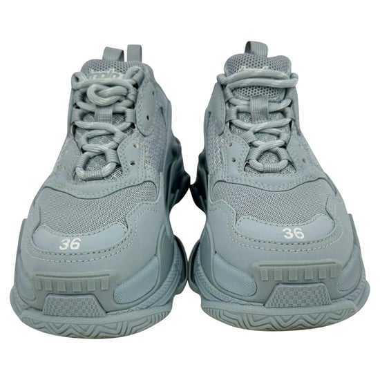 Balenciaga Triple S Sneakers aus leichtblauem Polyester - Image 3