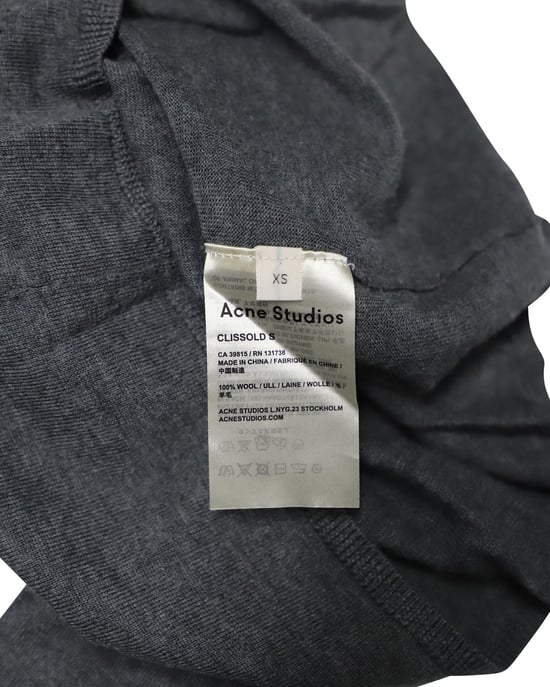 Acne Studios Strickjacke mit Kragen und Knöpfen aus grauer Wolle - Image 5