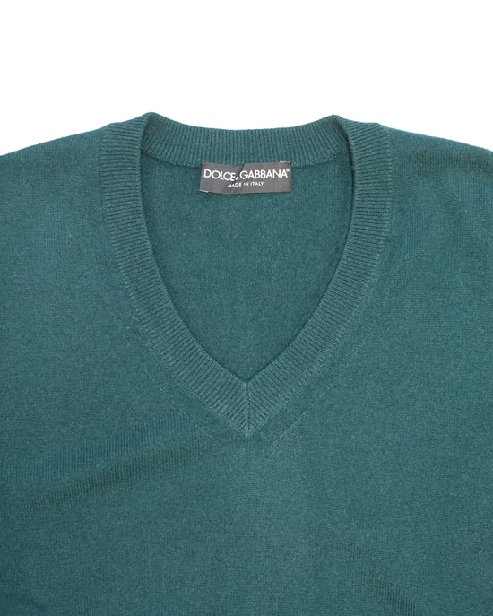 Dolce & Gabbana V-Ausschnitt-Pullover aus grünem Kaschmir - Image 3