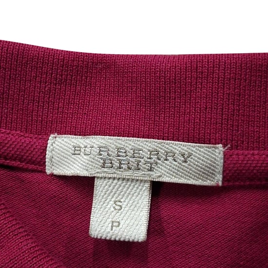 Burberry Brit Poloshirt mit kariertem Besatz an den kurzen Ärmeln aus rotvioletter Baumwolle - Image 3