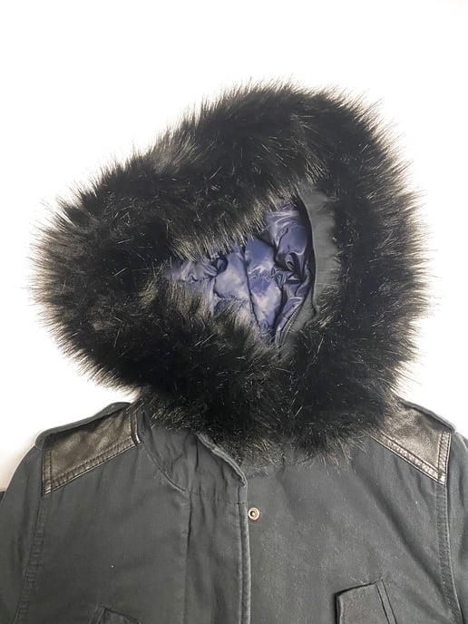 Maje Lange Daunenjacke mit Kapuze und Pelzbesatz aus blauem Nylon - Image 4