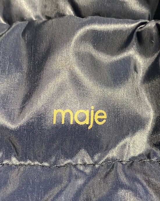 Maje Lange Daunenjacke mit Kapuze und Pelzbesatz aus blauem Nylon - Image 5