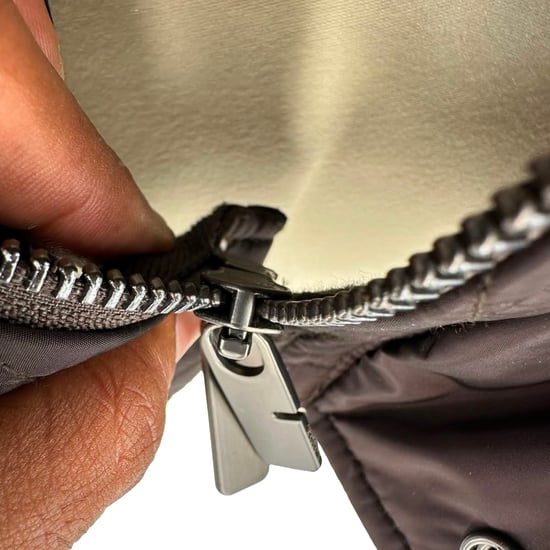 Kurze Steppjacke von Burberry aus braunem Polyamid - Image 6