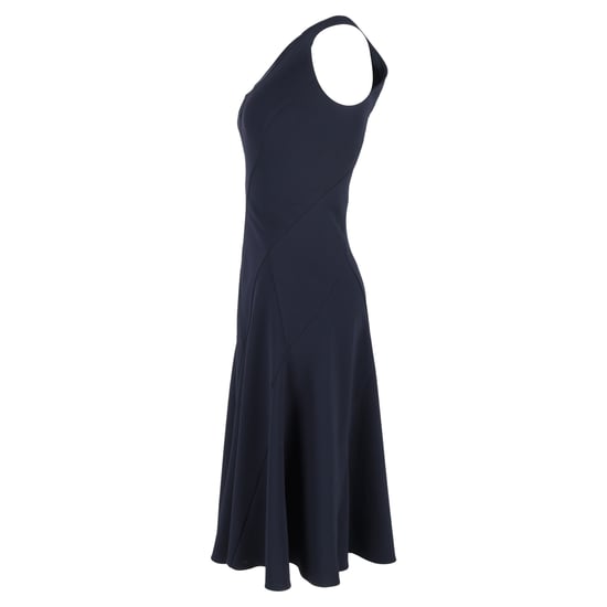 Theory Midikleid ohne Ärmeln mit geschwungenen Nähten in Marineblau aus Polyester - Image 2