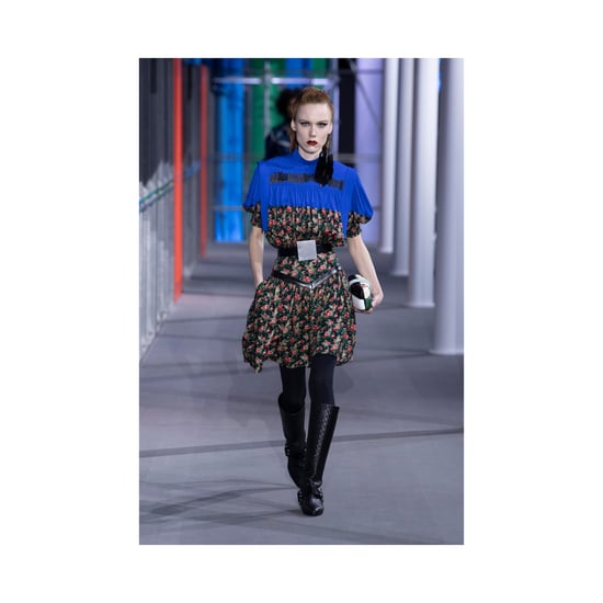 Louis Vuitton Tunikakleid mit Rosenprint – 10er - Image 2
