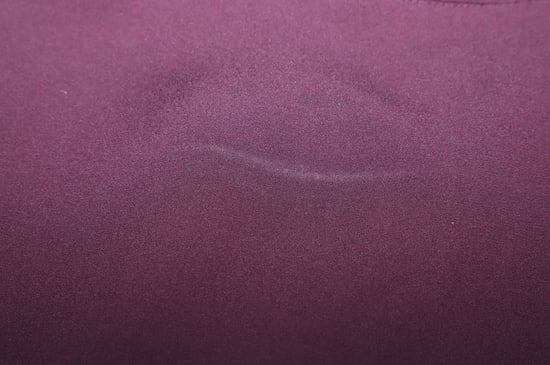 Diane von Furstenberg Kleid mit Blousonärmeln aus burgunderroter Seide - Image 6