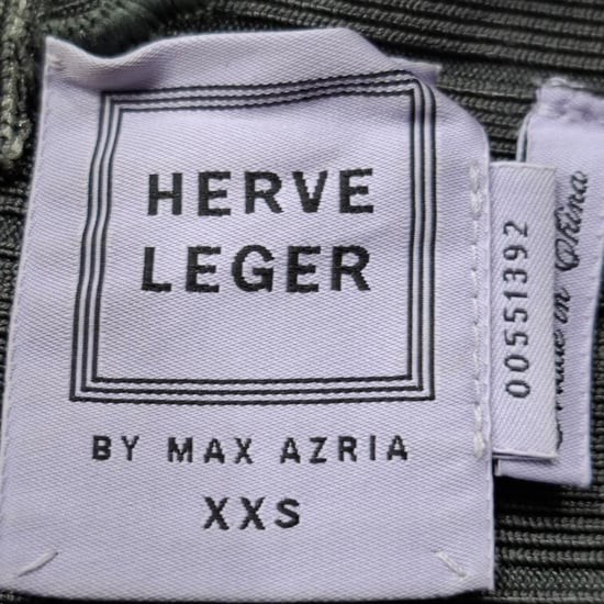 Herve Leger Folien-Bandagenkleid mit Cut-outs in Silber-Rayon - Image 3