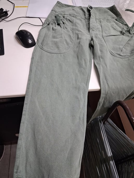 Isabel Marant Etoile Cargohose mit gerafften Taschen aus grünem Leinen - Image 5