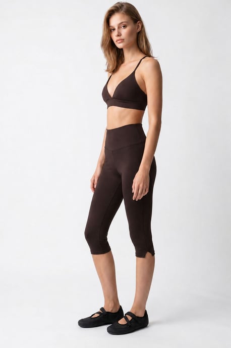 Hochtaillierte Capri-Leggings mit Schlitz - Image 3