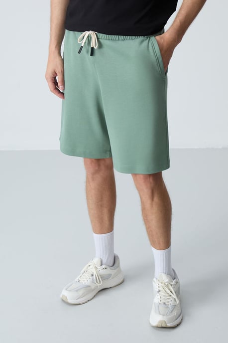 Herren Sweatshorts aus Baumwollmischung - Image 2