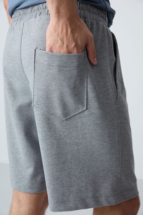 Herren Sweatshorts aus Baumwollmischung - Image 3