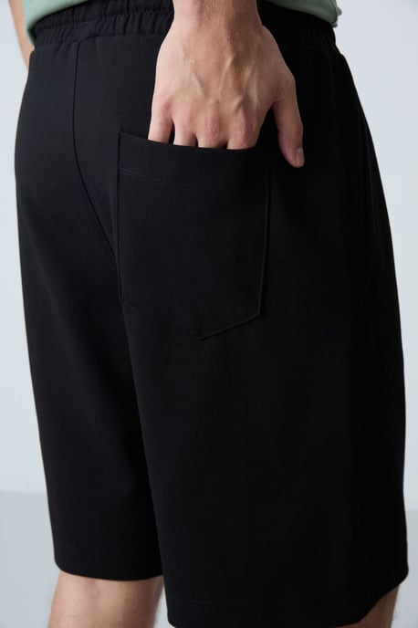 Herren Sweatshorts aus Baumwollmischung - Image 4