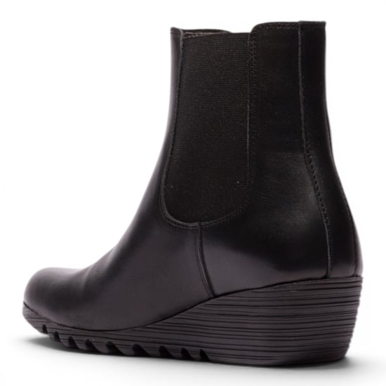 Fly London Damen Schwarze Leder-Chelsea-Stiefel mit Keilabsatz – ORFU496 - Image 4