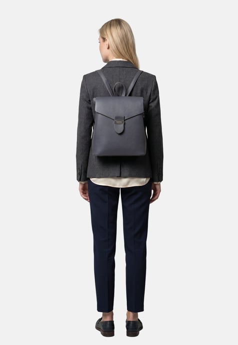GIAN MARCO VENTURI Rucksack Women - Image 5