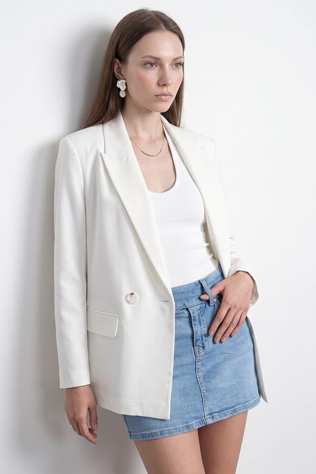 Langer Satin-Blazer mit Schalkragen - Image 2