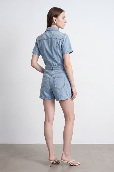 Denim-Geschirrhosen-Shorts mit Hemdkragen - Image 2