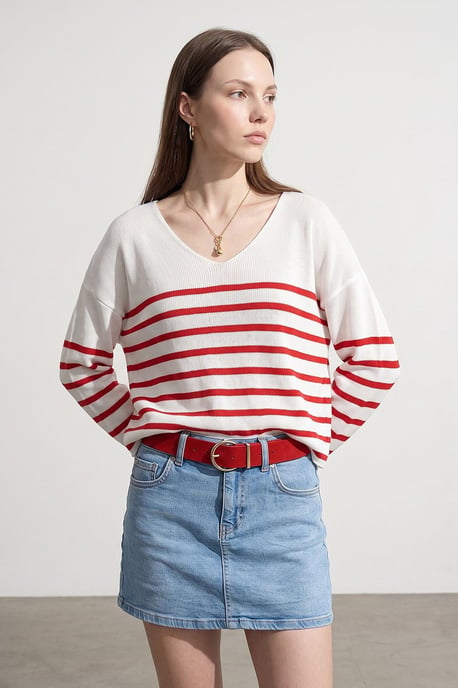 Gestreifter V-Ausschnitt Rippstrickpullover - Image 4