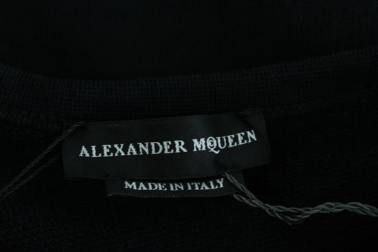Alexander McQueen Pullover mit Rundhalsausschnitt und Abzeichen aus schwarzer Baumwolle - Image 3