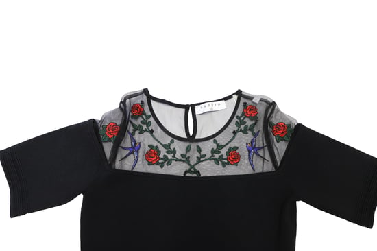 Sandro Paris Minikleid mit Rosenapplikationen aus schwarzer Viskose - Image 6