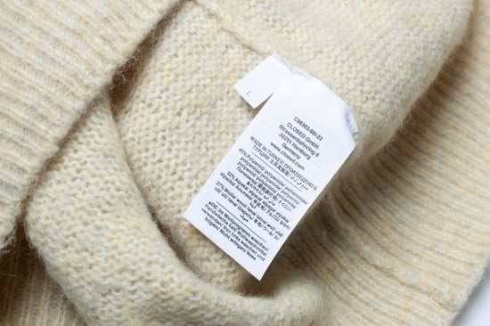 Geschlossener, gestrickter gelber Pullover - Image 5