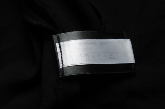 Ba&sh, schwarzes Kleid mit offen gewebten Ärmeln - Image 5