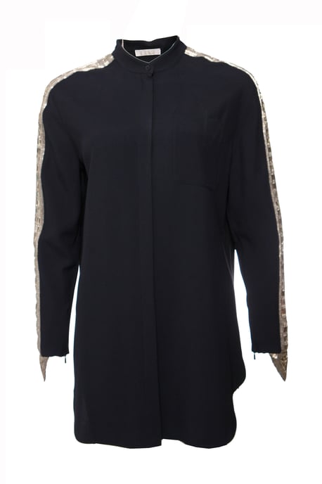 Chloe, Dunkelblaue Hose (36/XS) und Bluse (38/S) mit silberner Stickerei an Ärmeln und Beinen. - Image 5