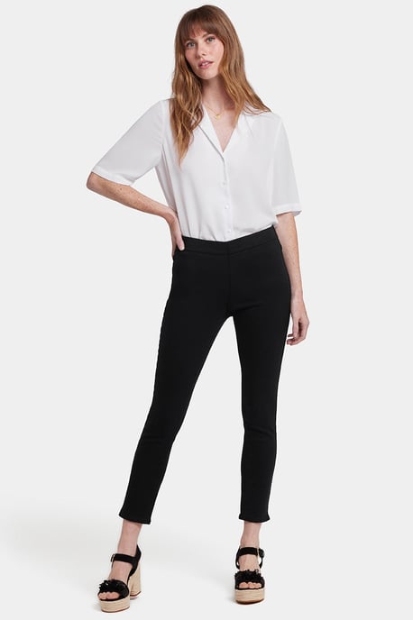 Ami Skinny Ankle Pull-On Jeans aus Soft-Contour Denim™ mit Seitenschlitzen - Image 4