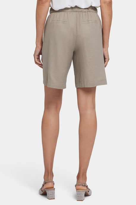 Luftige Bermuda-Shorts aus Stretch-Leinen - Image 2